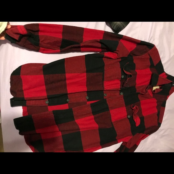 Red flannel - Picture 3 of 4